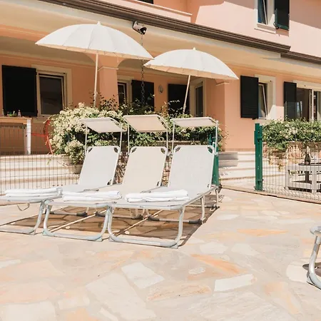 Bed & Breakfast Ohana Lido di Camaiore